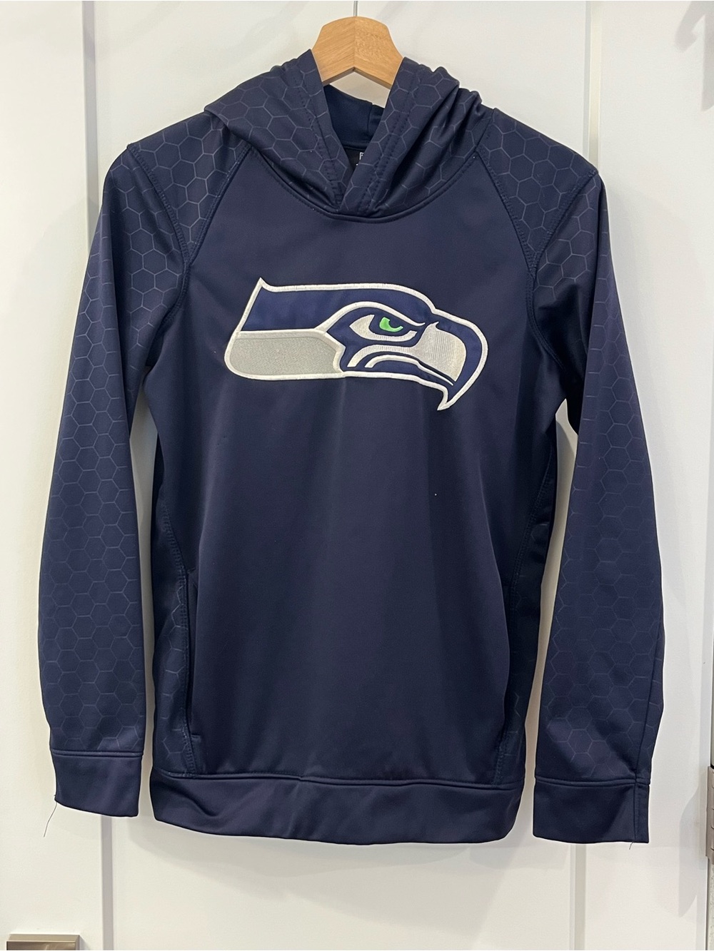 NFL Team Apparel Seahawks Hoodie Youth M 12th Man Football